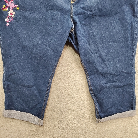 Woman Within Cropped Jeans Embroidered Floral Womens Plus Size 36W Blue - Picture 4 of 10